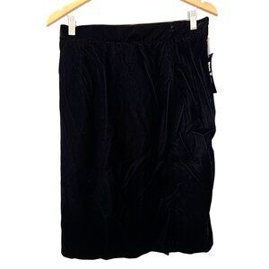 Vintage Miz Woman Skirt Size 1X California Velvet Black Plus Black Knee Length